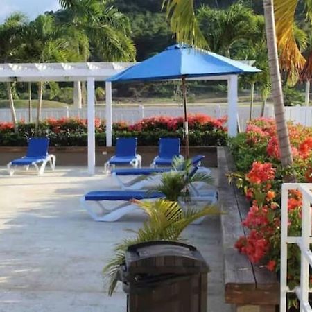 Snooze At Oceanpointe Villa Lucea Bagian luar foto