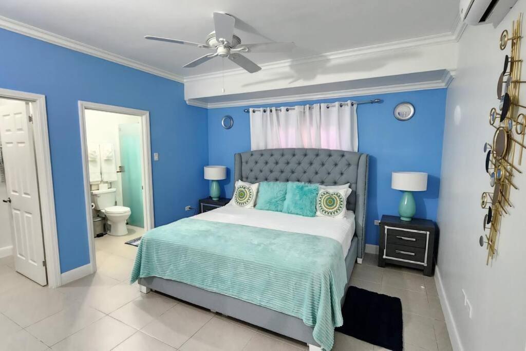 Snooze At Oceanpointe Villa Lucea Bagian luar foto